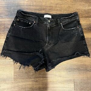 Abercrombie High Rise “The Mom Short”- Women’s 16/33